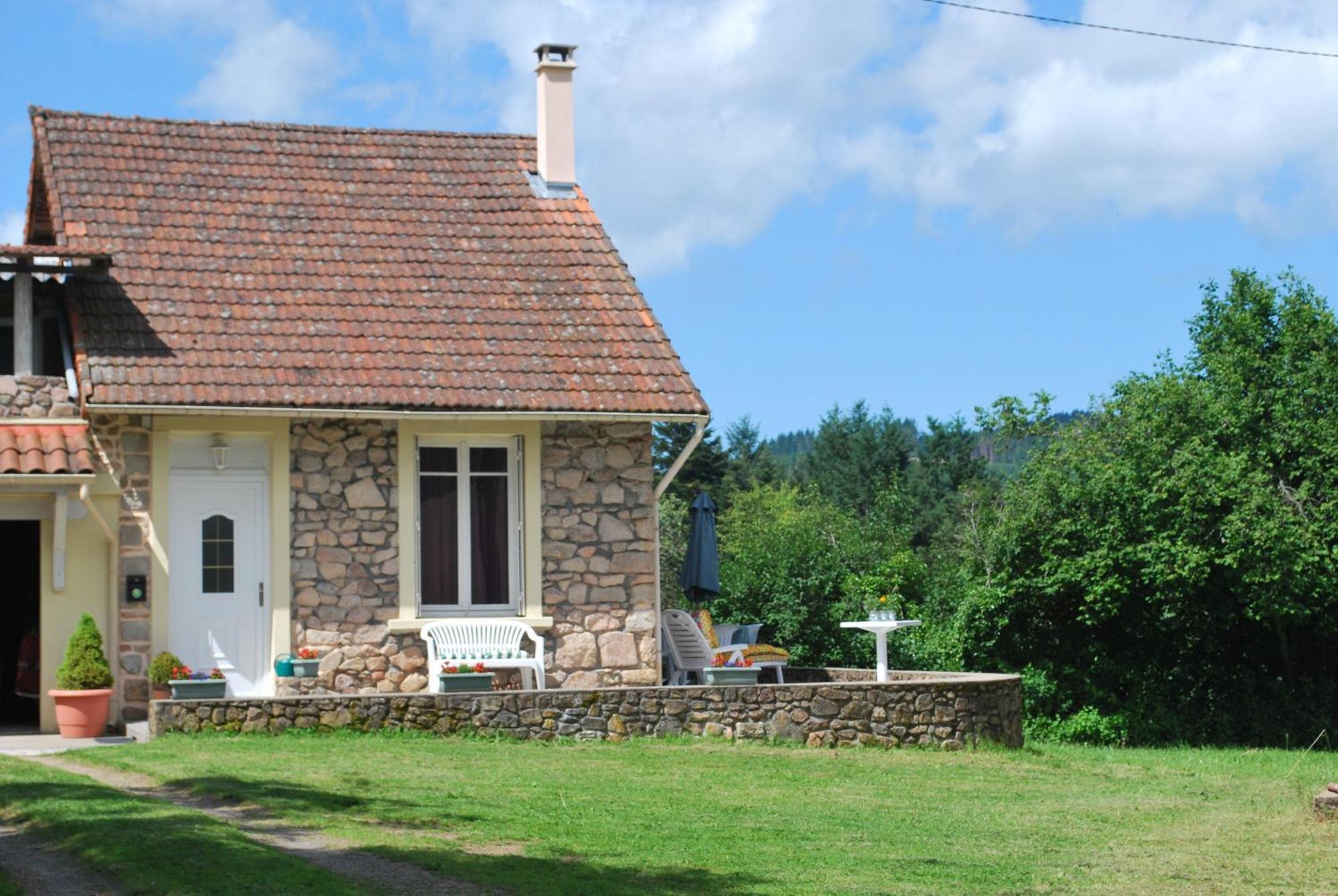 Gite Des Sapins Ranchal エクステリア 写真